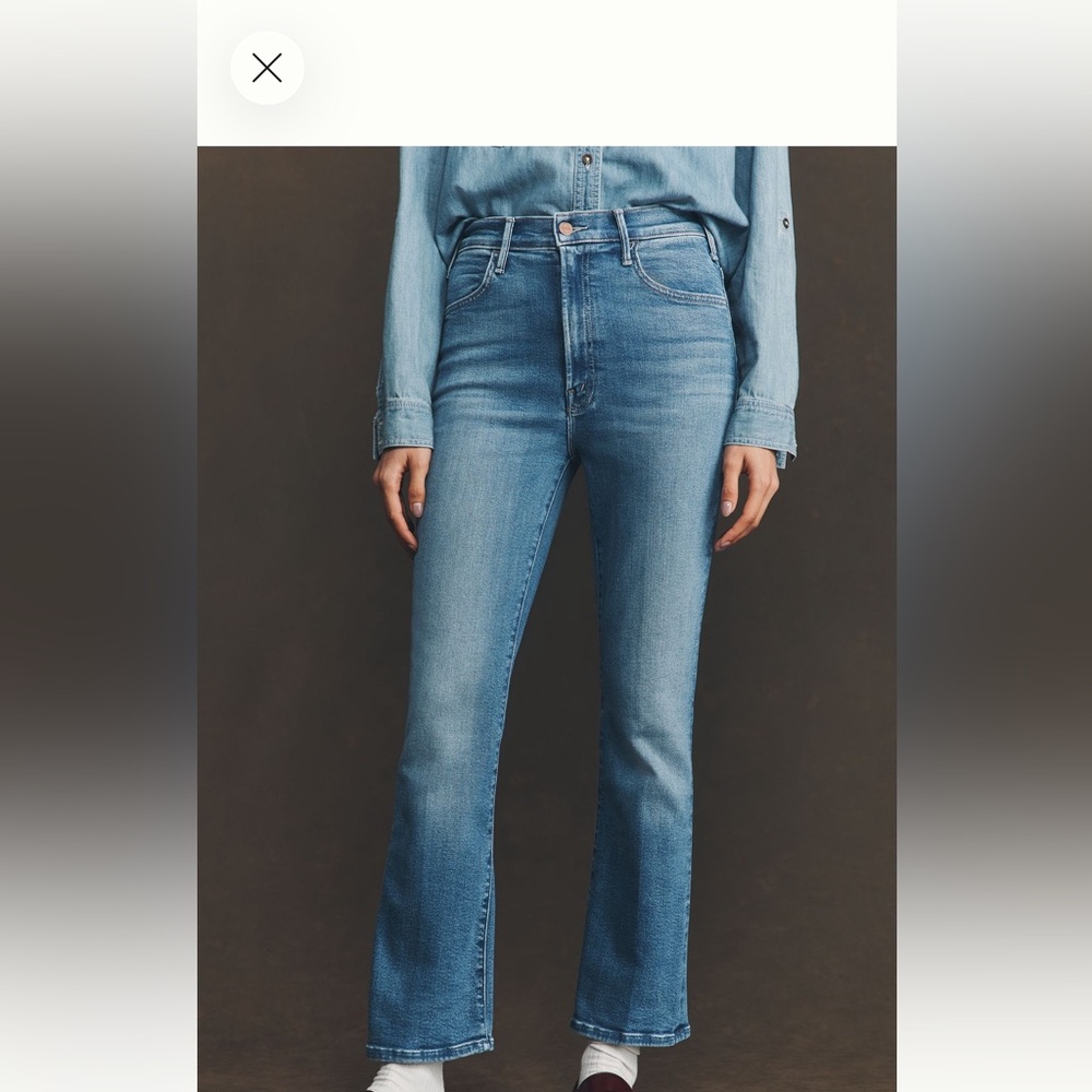 Classic High-Rise Blue Flare Jeans - Women
